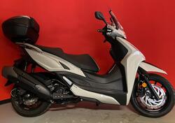 Kymco Agility 300 + (2020) usata