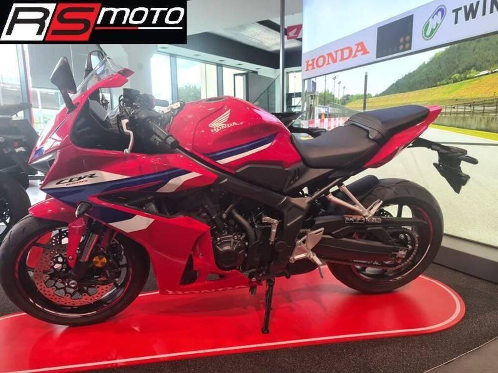 Honda CBR 650 R (2024)