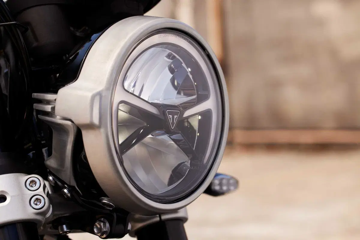 Triumph Speed Twin 2025 e Speed Twin RS, arrivano a dicembre 2024 (3)
