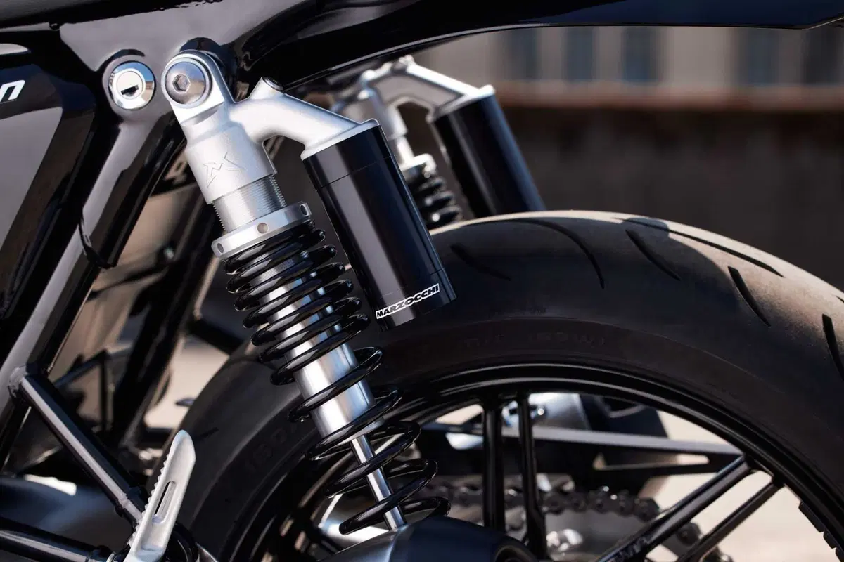 Triumph Speed Twin 2025 e Speed Twin RS, arrivano a dicembre 2024 (12)