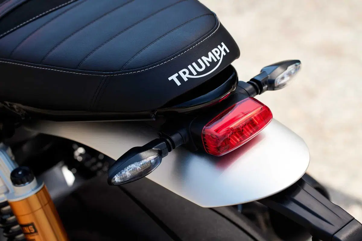 Triumph Speed Twin 2025 e Speed Twin RS, arrivano a dicembre 2024 (6)
