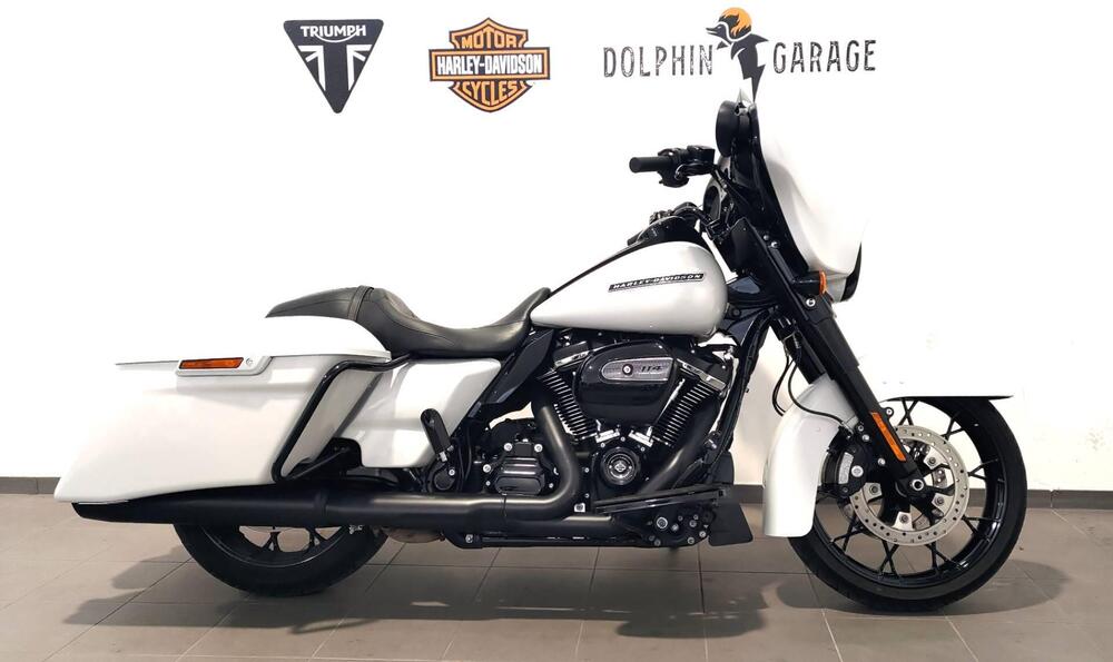 Harley-Davidson 114 Street Glide Special (2019 - 20) - FLHXS (2)