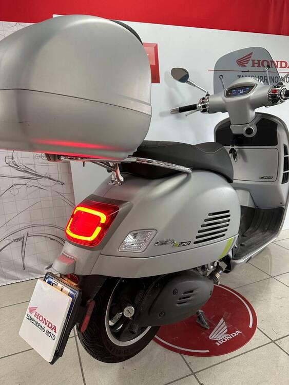 Vespa GTS 300 Hpe (2021 - 22) (5)