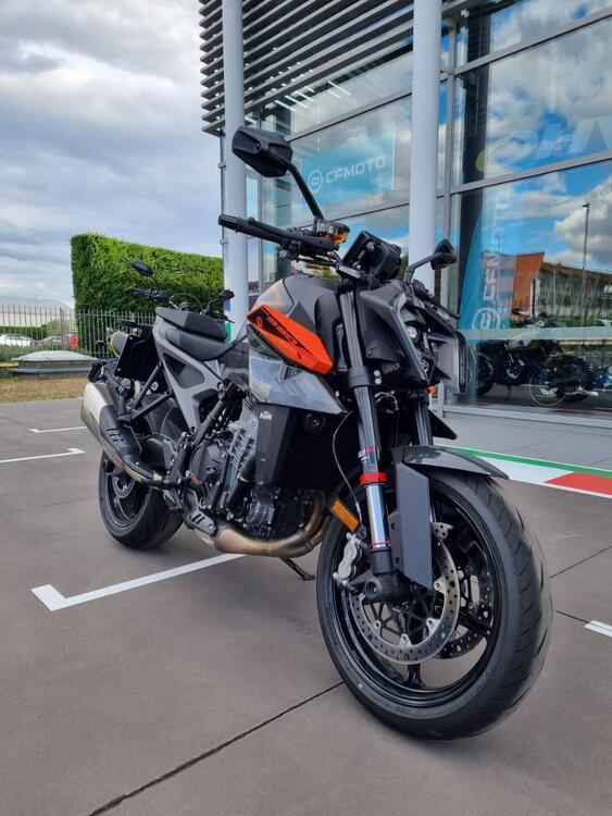 KTM 990 Duke (2024)