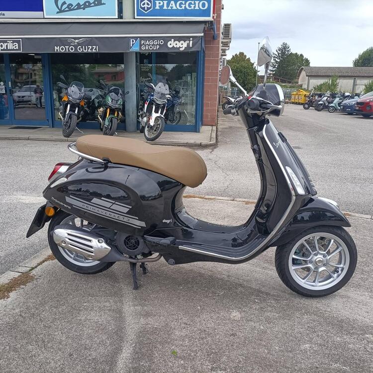 Vespa Primavera 125 3V ie ABS (2018 - 19) (4)