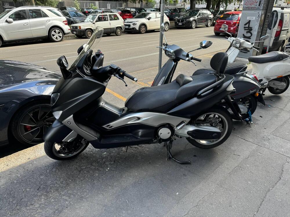 Yamaha T-Max 500 Black Max (2006 - 07) (2)