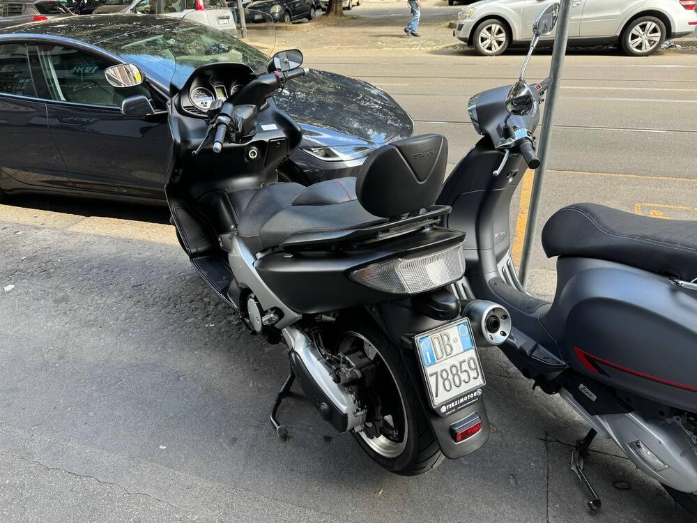 Yamaha T-Max 500 Black Max (2006 - 07) (3)