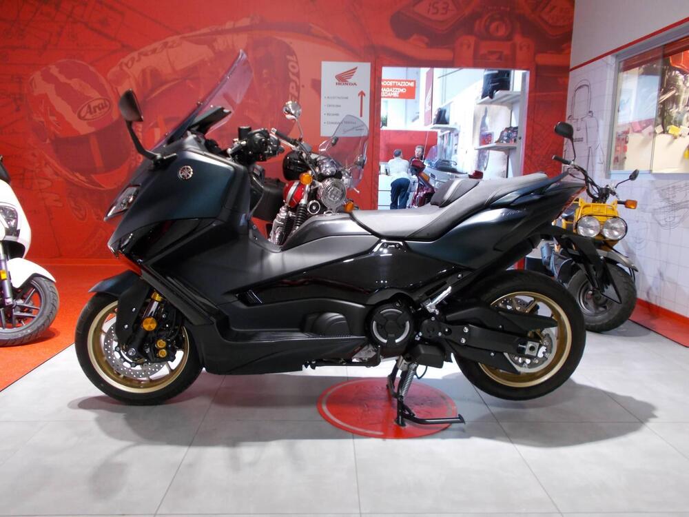 Yamaha T-Max 560 Tech Max (2022 - 24) (4)