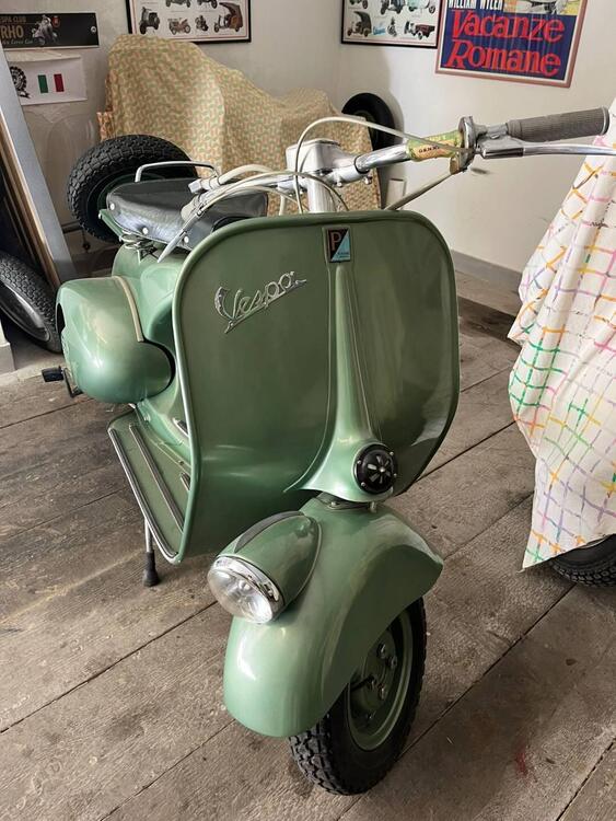 Piaggio Vespa 125 (4)