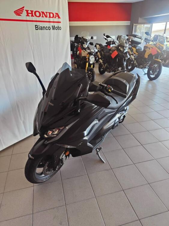 Kymco AK 550 ETS (2021 - 24) (2)