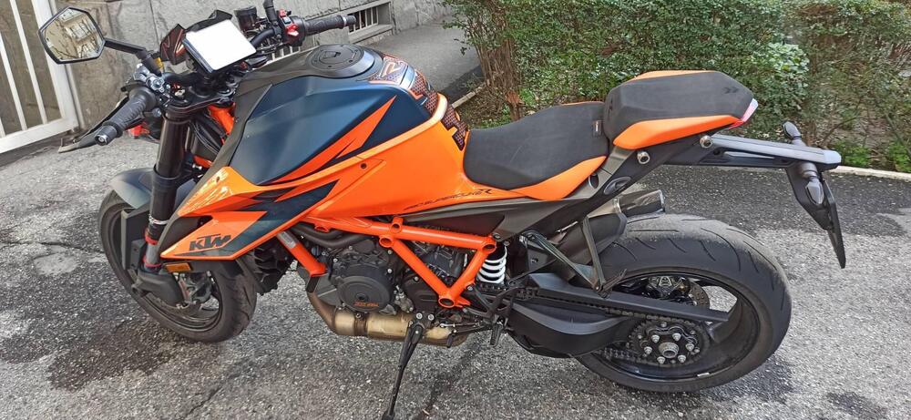 KTM 1290 Super Duke R (2020)