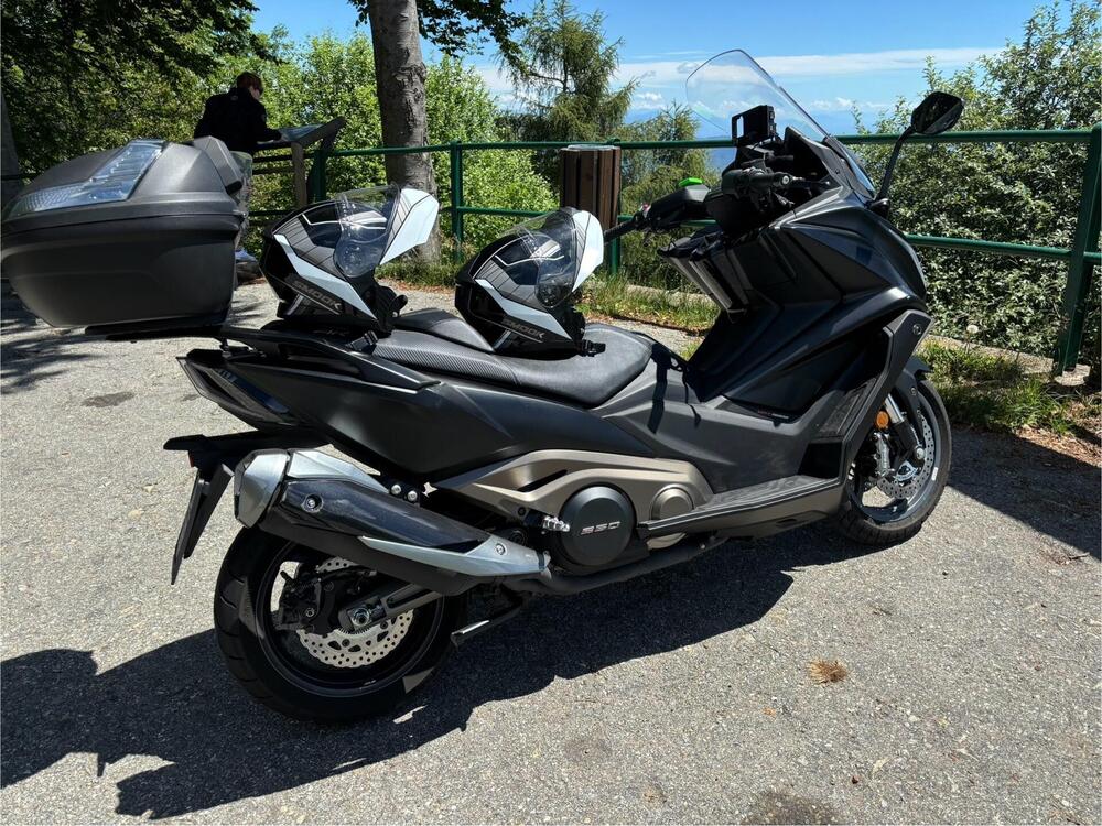 Kymco AK 550 ETS (2021 - 24) (2)