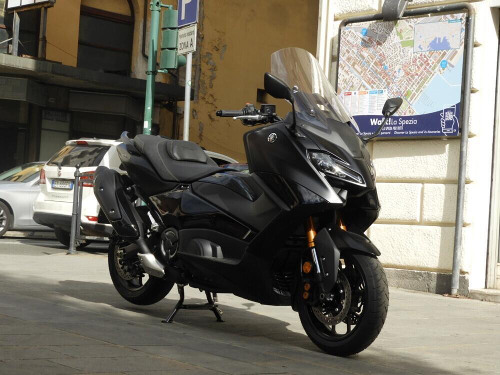 Yamaha T-Max 560 Tech Max (2022 - 24) (2)