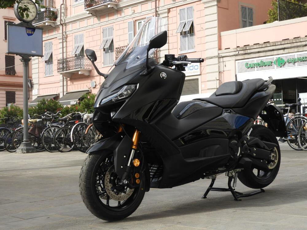 Yamaha T-Max 560 Tech Max (2022 - 24) (3)