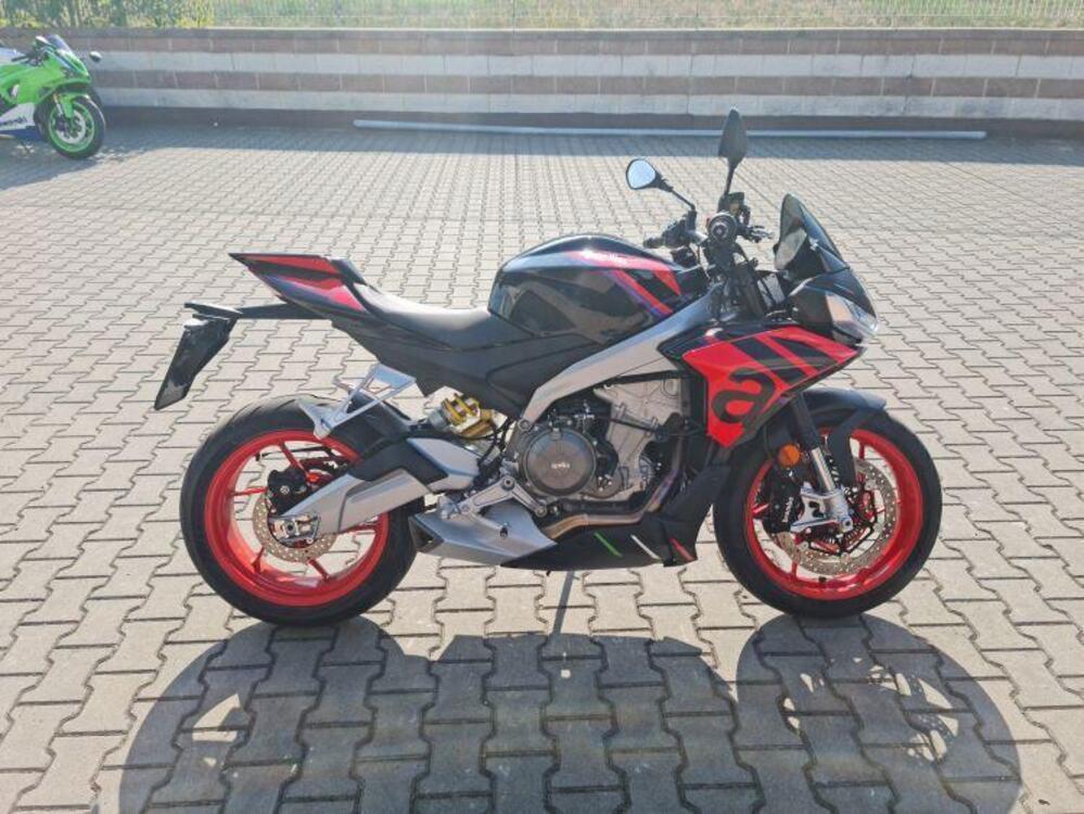 Aprilia Tuono 660 Factory (2022 - 24) (3)