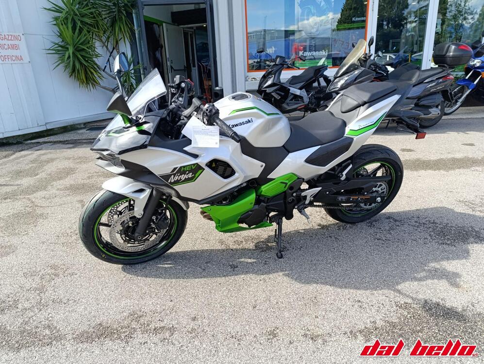 Kawasaki Ninja 7 Hybrid (2024)