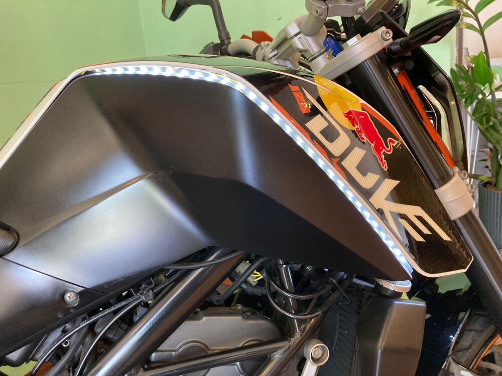 KTM 125 Duke (5)