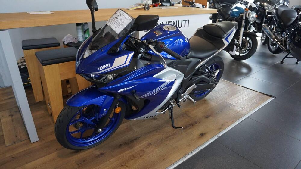 Yamaha YZF R3 (2015 - 17) (3)