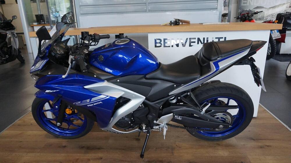 Yamaha YZF R3 (2015 - 17) (4)