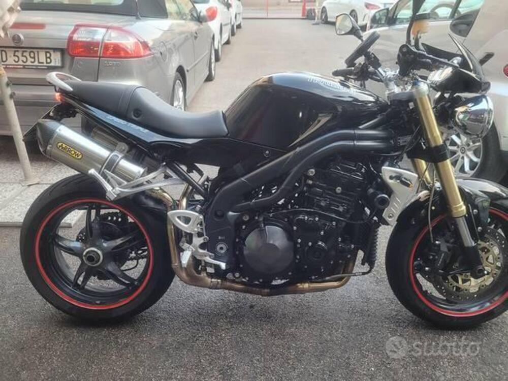 Triumph Speed Triple 1050 (2005 - 11)