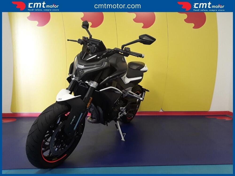 CFMOTO 800NK Advanced (2023 - 24) (2)