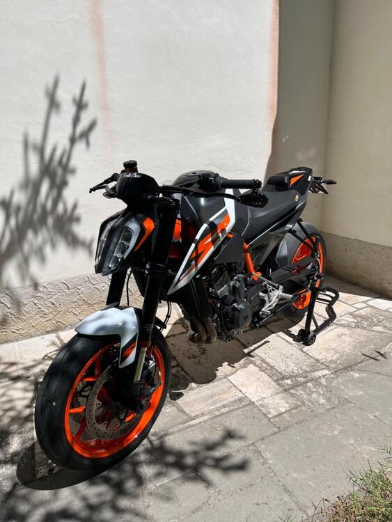 KTM 890 Duke R (2020) (2)