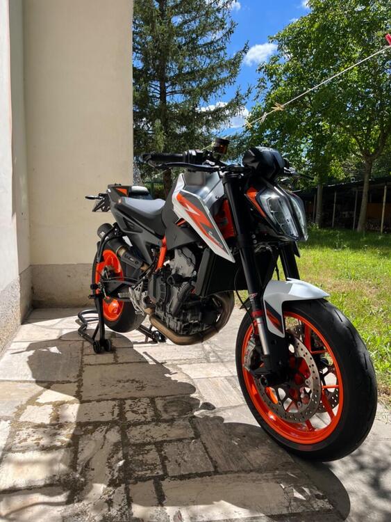 KTM 890 Duke R (2020) (4)