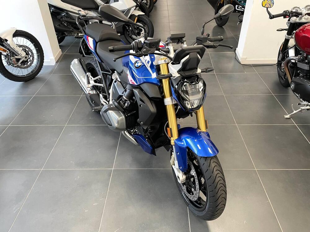 Bmw R 1250 R (2021 - 25) (2)