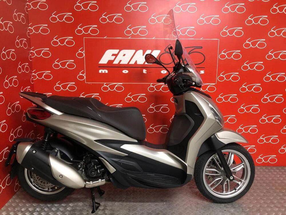 Piaggio Beverly 300 Hpe (2021)