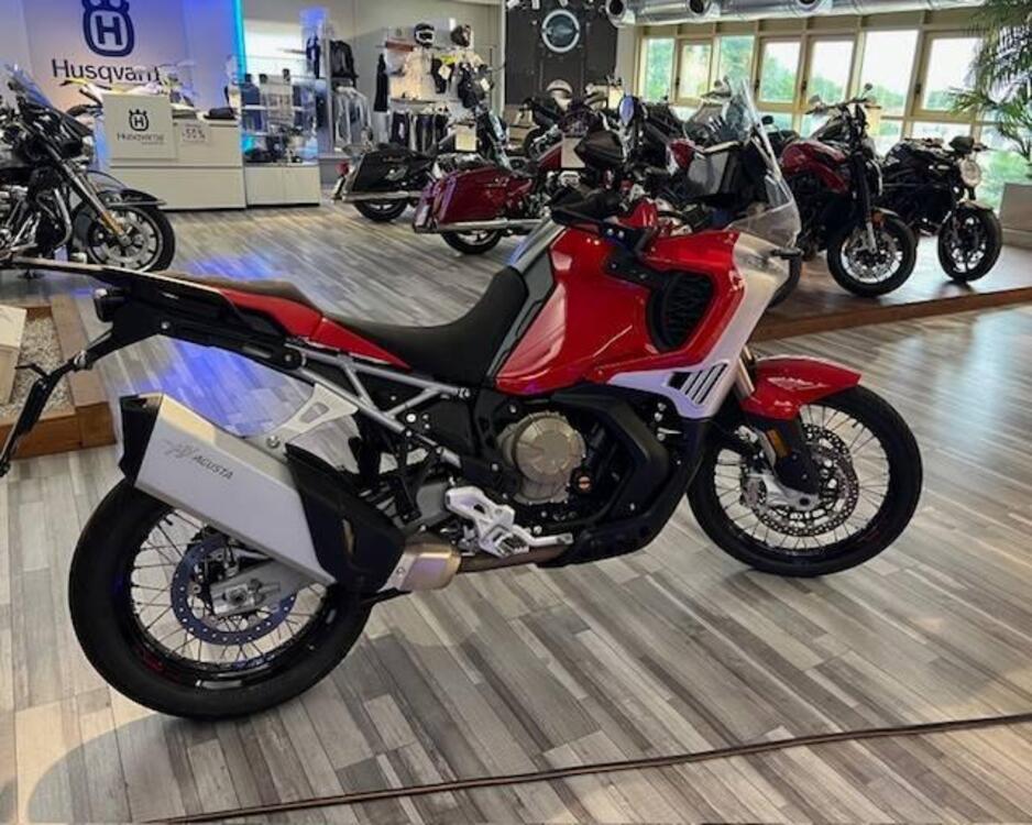 MV Agusta LXP Enduro Veloce (2024)