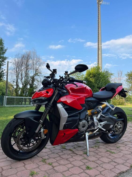 Ducati Streetfighter V2 (2022 - 24) (2)