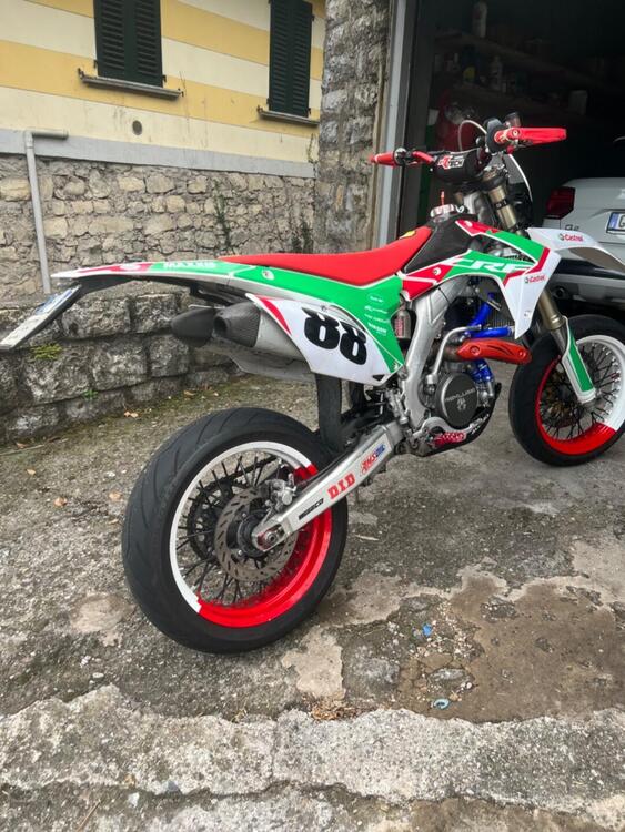 Honda CRF 450 R (2017) (2)