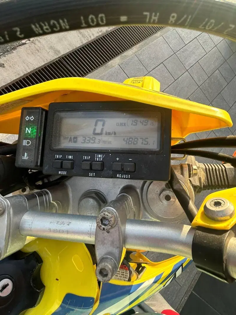 Suzuki DR-Z 400 E (2000- 06) (4)