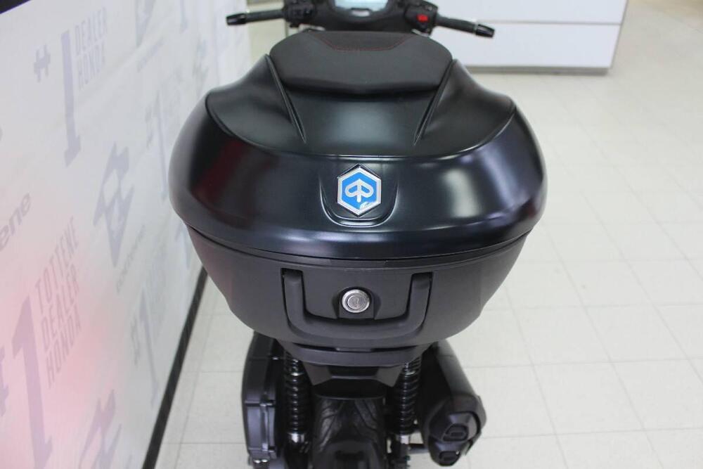 Piaggio Beverly 400 ABS-ASR (2021 - 24) (5)