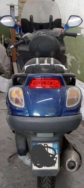 Piaggio X9 200 Evolution (2)