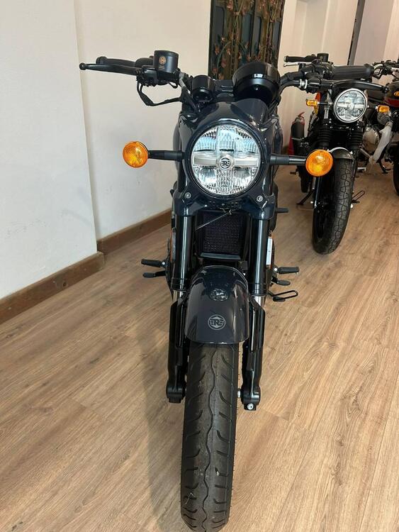 Royal Enfield Shotgun 650 (2024) (2)