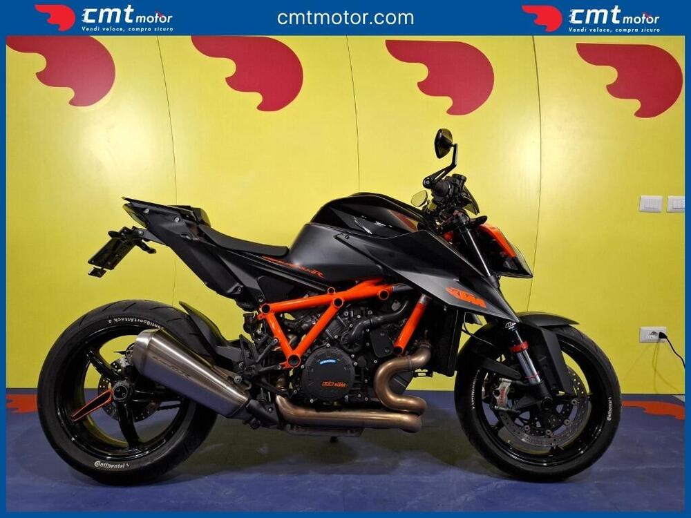 KTM 1290 Super Duke R (2021)