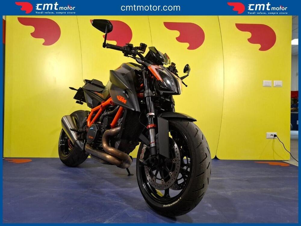 KTM 1290 Super Duke R (2021) (2)