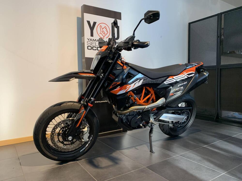 KTM 690 SMC R (2023 - 24) (2)