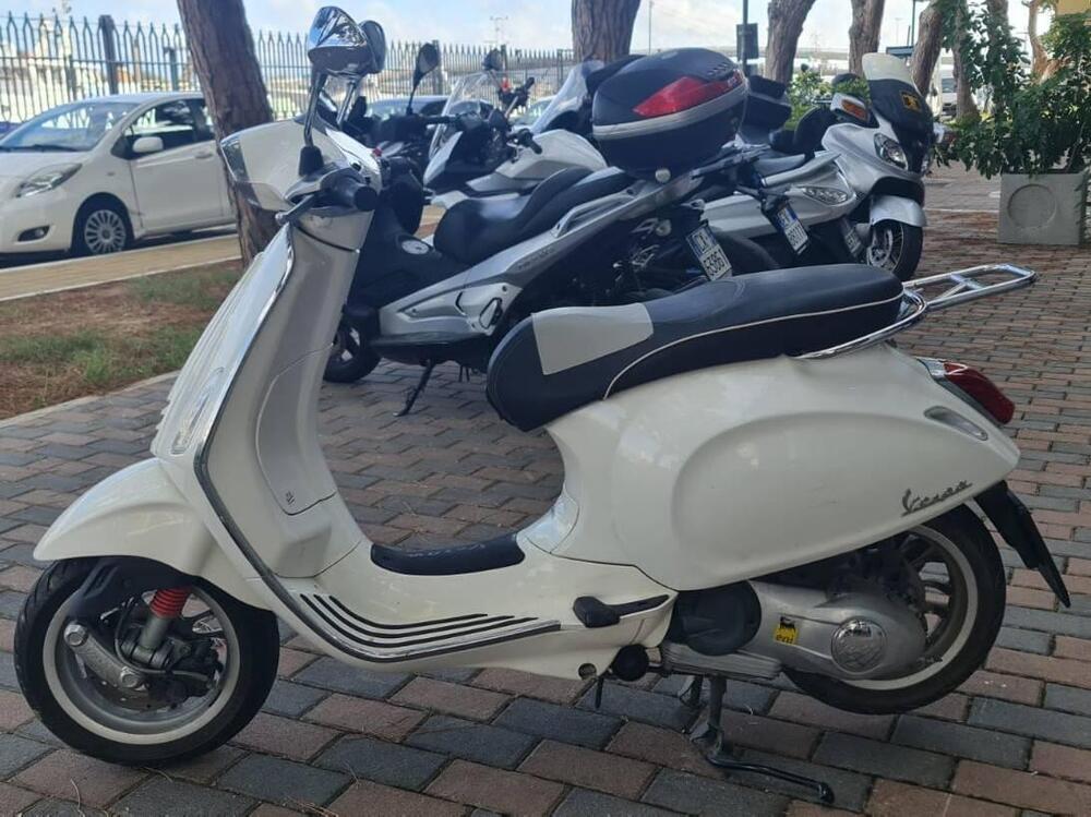 Vespa Sprint 125 3V (2014 - 16) (2)