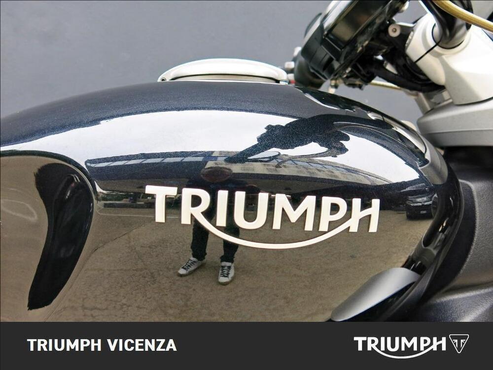 Triumph Rocket 3 R (2019 - 20) (2)