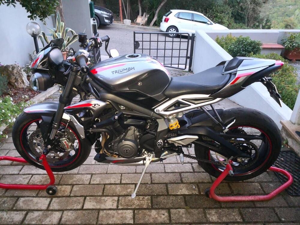 Triumph Street Triple RS (2020 - 22) (2)