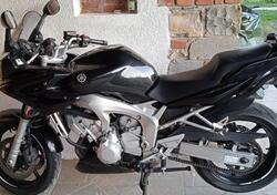 Yamaha FZS 600 Fazer S (2000 - 04) usata