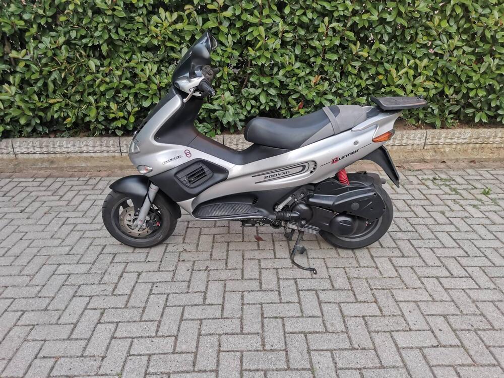 Gilera Runner 200 VXR (2002 - 05) (5)