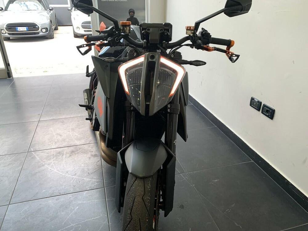 KTM 1290 Super Duke R (2021) (5)