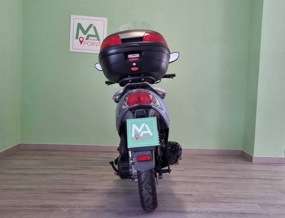 Kymco Agility 150 R16 (4)