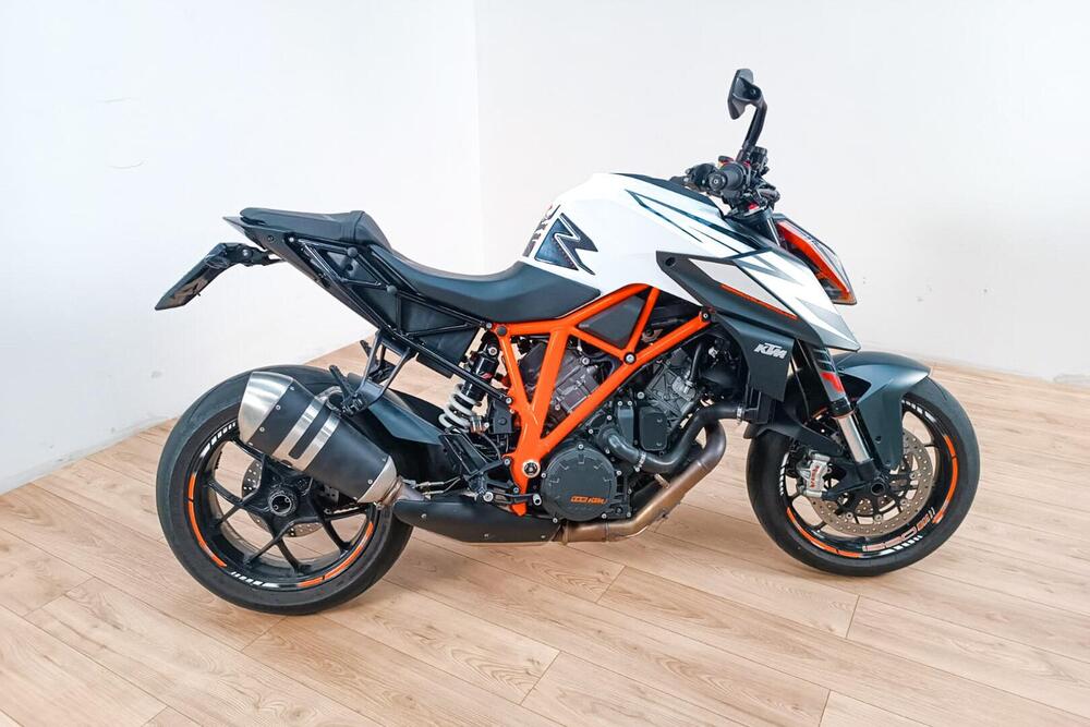 KTM 1290 Super Duke R (2019)