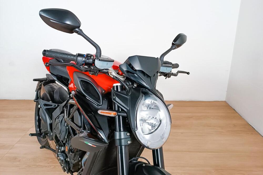 MV Agusta Dragster 800 Rosso (2021 - 23) (5)