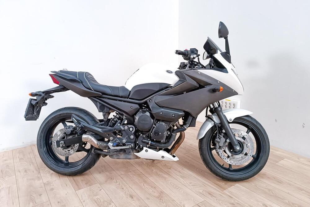 Yamaha XJ6 Diversion F (2010 - 16)