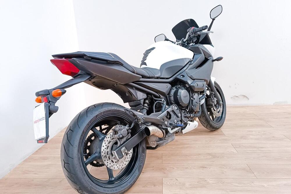 Yamaha XJ6 Diversion F (2010 - 16) (3)